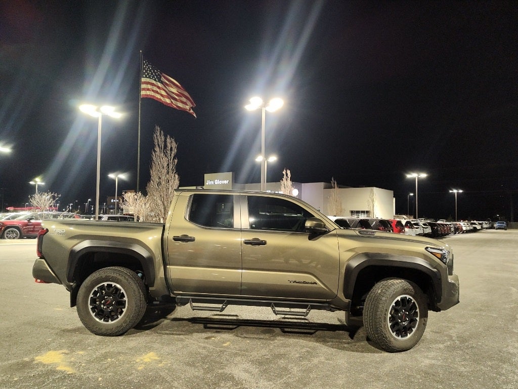 2024 Toyota Tacoma Hybrid TRD Sport 4WD
