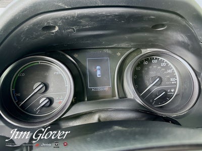 2024 Toyota Camry Hybrid SE