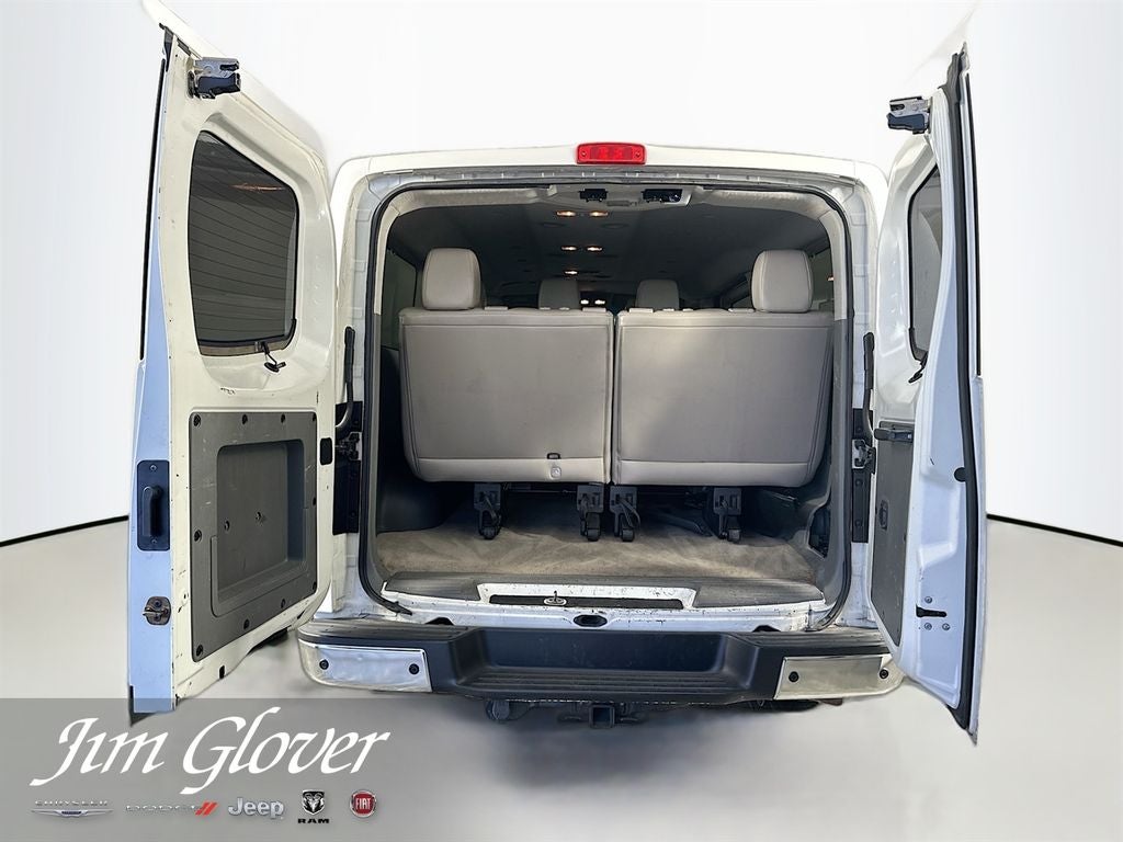2016 Nissan NV Passenger SL V8