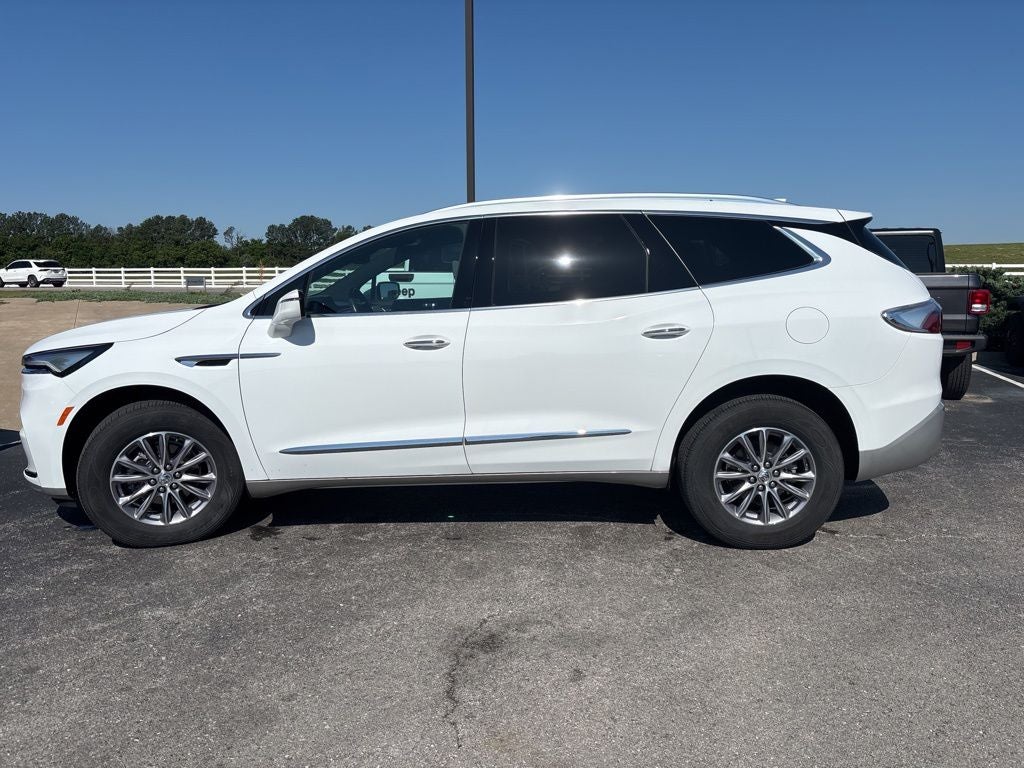 2024 Buick Enclave Essence FWD