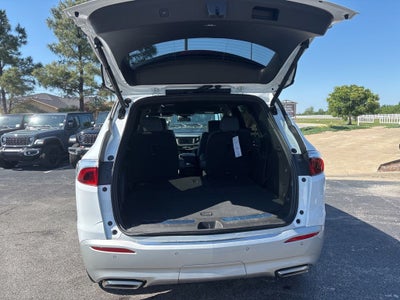 2024 Buick Enclave Essence FWD