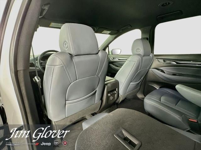 2024 Buick Enclave Essence FWD