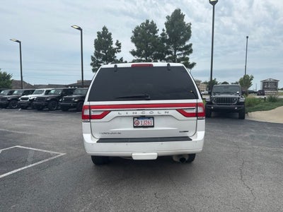 2015 Lincoln Navigator Base