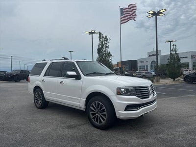 2015 Lincoln Navigator Base