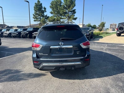 2014 Nissan Pathfinder SL