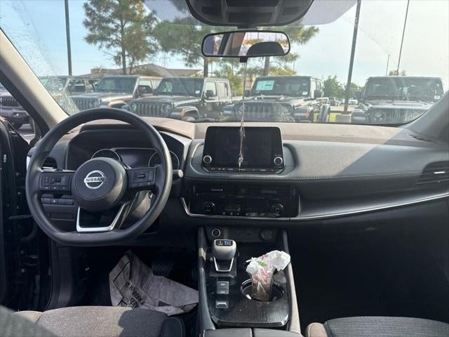 2021 Nissan Rogue SV FWD