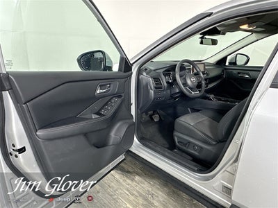 2024 Nissan Rogue SV FWD