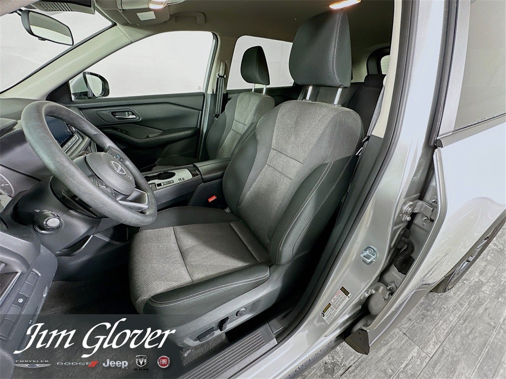 2024 Nissan Rogue SV FWD