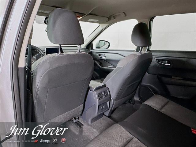 2024 Nissan Rogue SV FWD