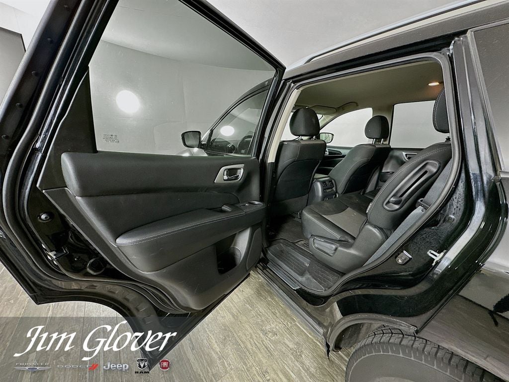 2020 Nissan Pathfinder SV 2WD