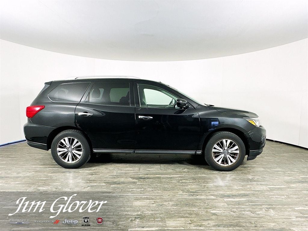 2020 Nissan Pathfinder SV 2WD