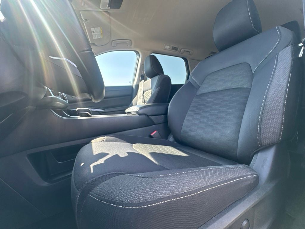 2024 Nissan Pathfinder SV FWD