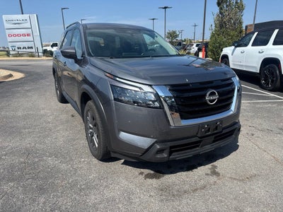 2024 Nissan Pathfinder SV FWD
