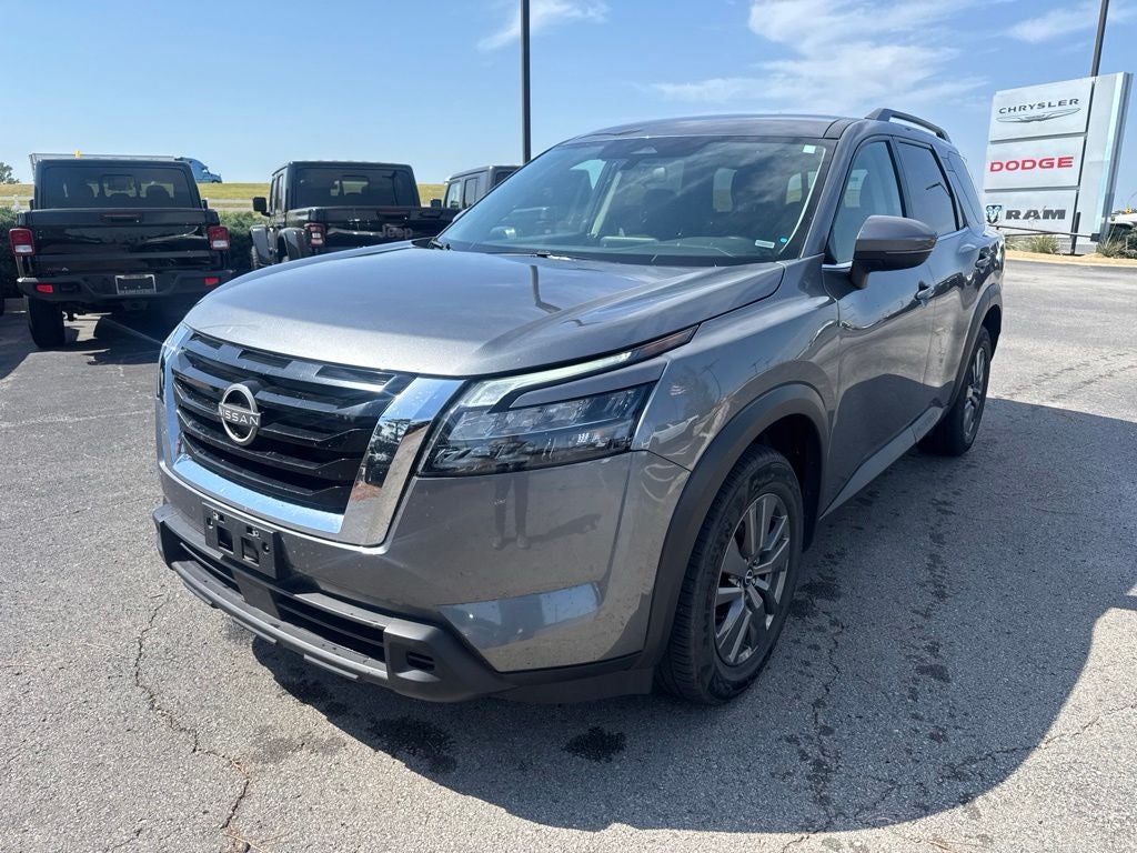 2024 Nissan Pathfinder SV FWD