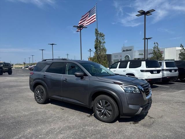 2024 Nissan Pathfinder SV FWD