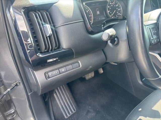 2024 Nissan Pathfinder SV FWD