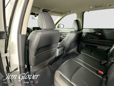2024 Nissan Pathfinder SL 4WD