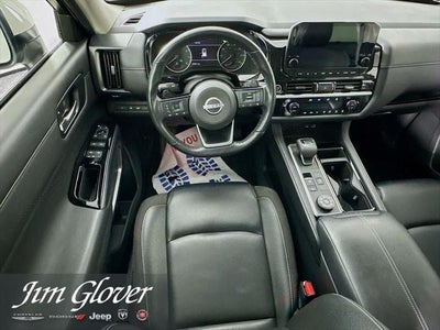 2024 Nissan Pathfinder SL 4WD