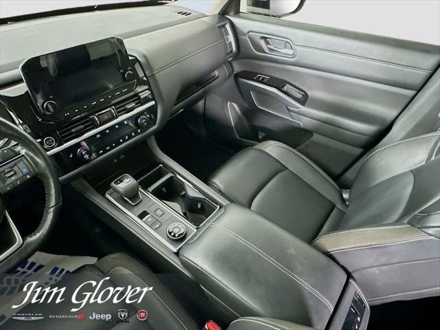 2024 Nissan Pathfinder SL 4WD