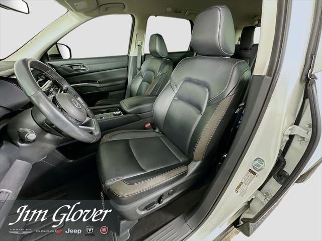 2024 Nissan Pathfinder SL 4WD