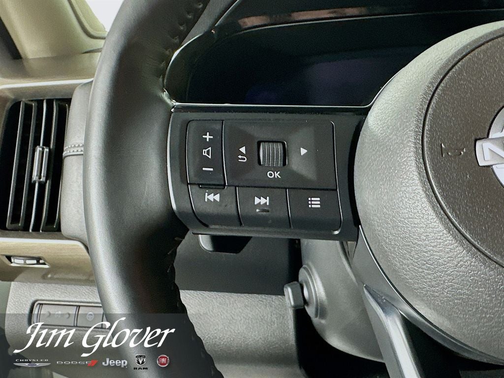 2024 Nissan Pathfinder Platinum FWD