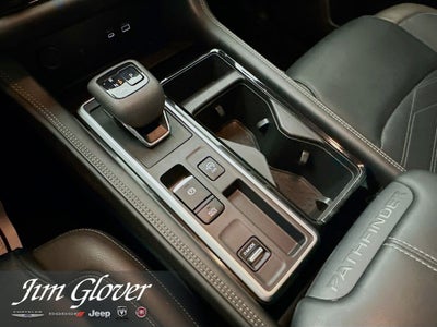 2024 Nissan Pathfinder Platinum FWD