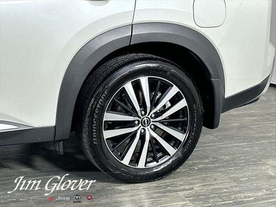 2024 Nissan Pathfinder Platinum FWD