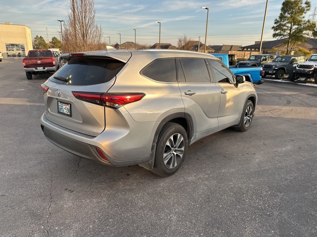 2021 Toyota Highlander XLE