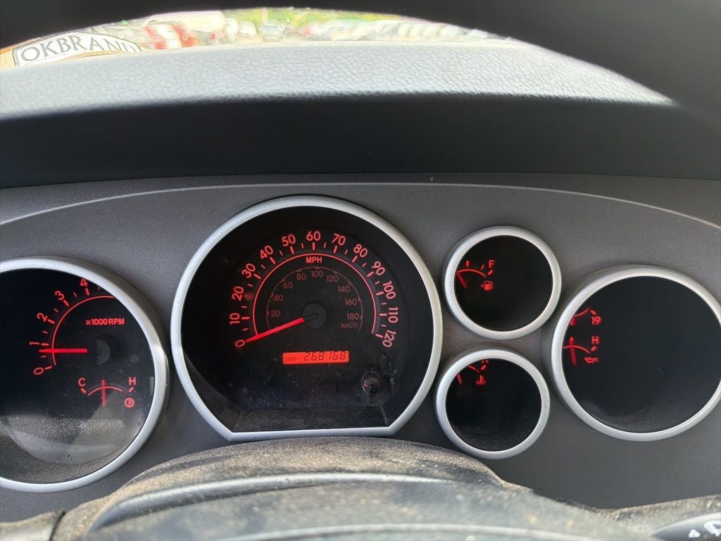 2010 Toyota Tundra Grade 5.7L V8
