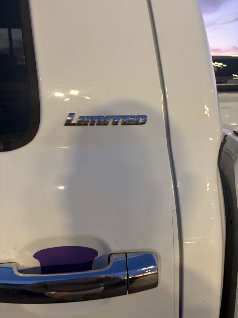 2018 Toyota Tundra Limited 5.7L V8