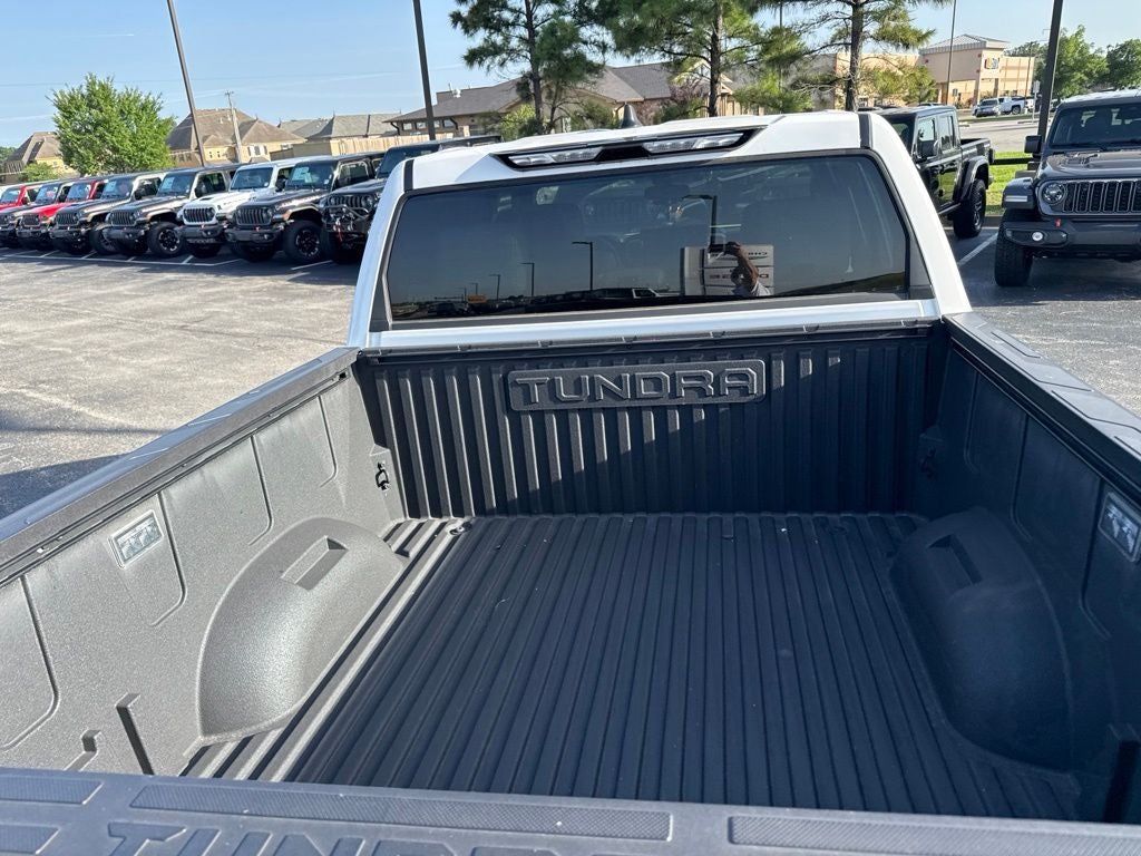 2026 Toyota Tundra SR5 CrewMax 5.5' Bed