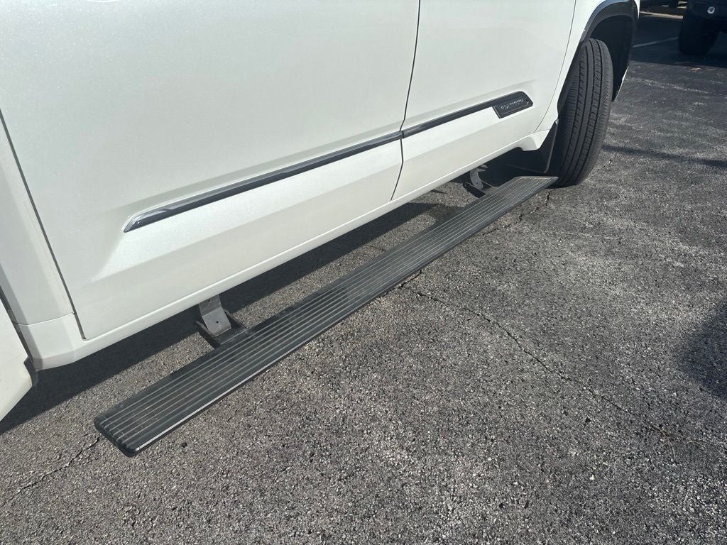 2025 Toyota Tundra Platinum