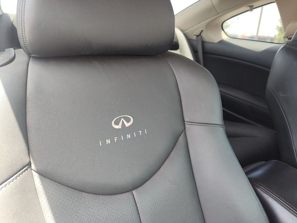 2013 INFINITI G37 X