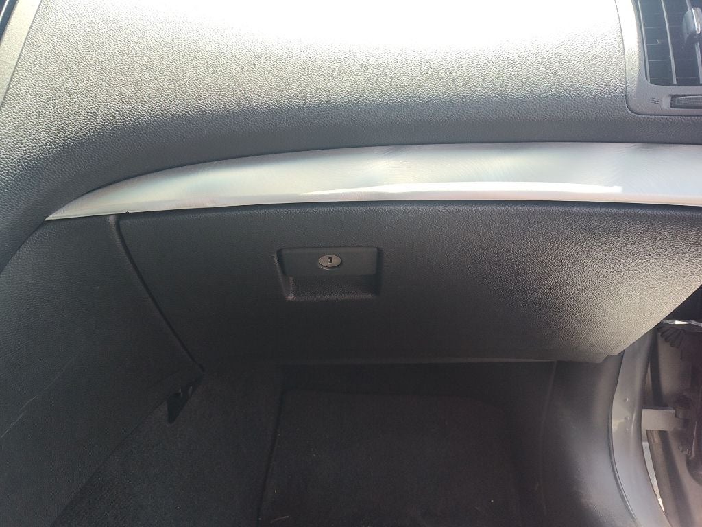 2013 INFINITI G37 X