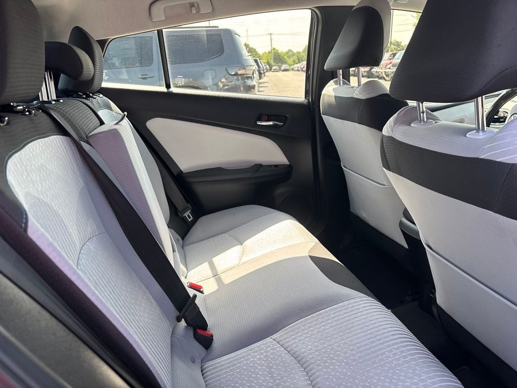 2016 Toyota Prius Three