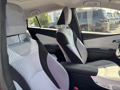 2016 Toyota Prius Three