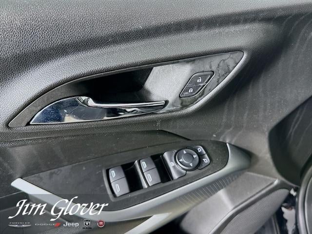 2025 Chevrolet Trax FWD LS