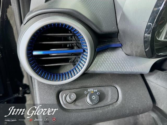 2025 Chevrolet Trax FWD LS