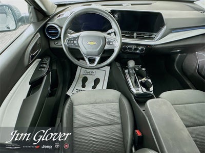 2025 Chevrolet Trax FWD LT