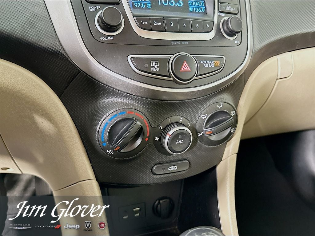 2017 Hyundai Accent SE