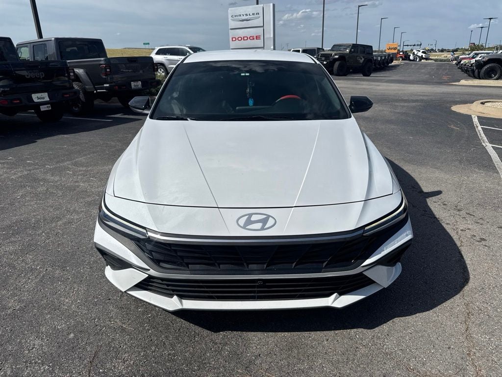 2025 Hyundai Elantra SEL Sport