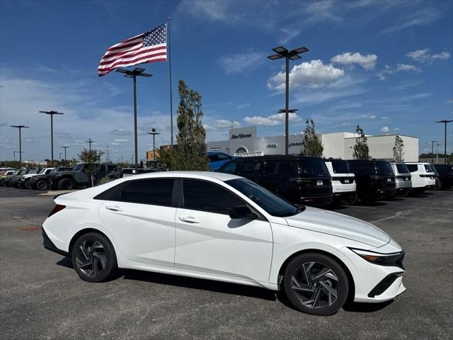 2025 Hyundai Elantra SEL Sport