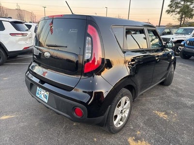 2017 Kia Soul Base