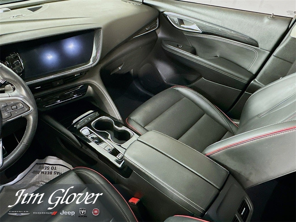 2022 Buick Envision FWD Essence