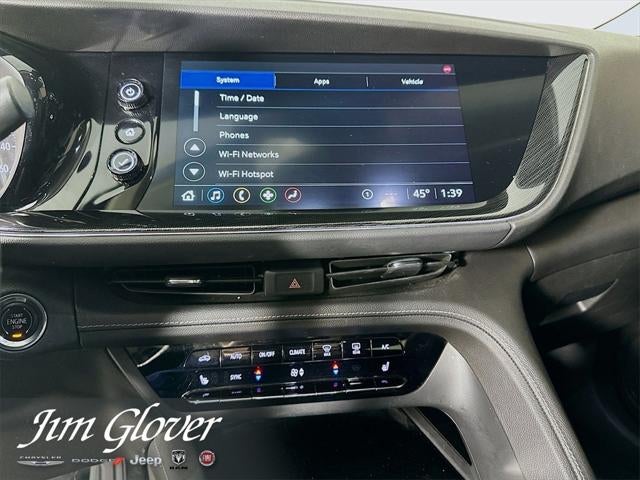 2022 Buick Envision FWD Essence