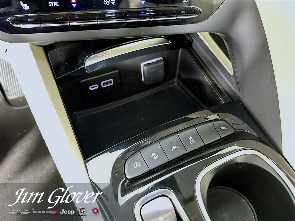 2023 Buick Envision Essence AWD