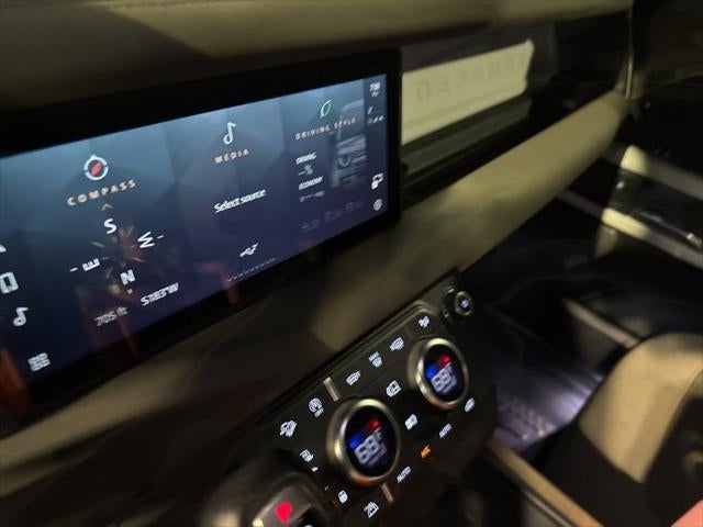 2021 Land Rover Defender 110 110 SE