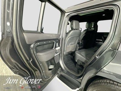 2023 Land Rover Defender 110 110 SE