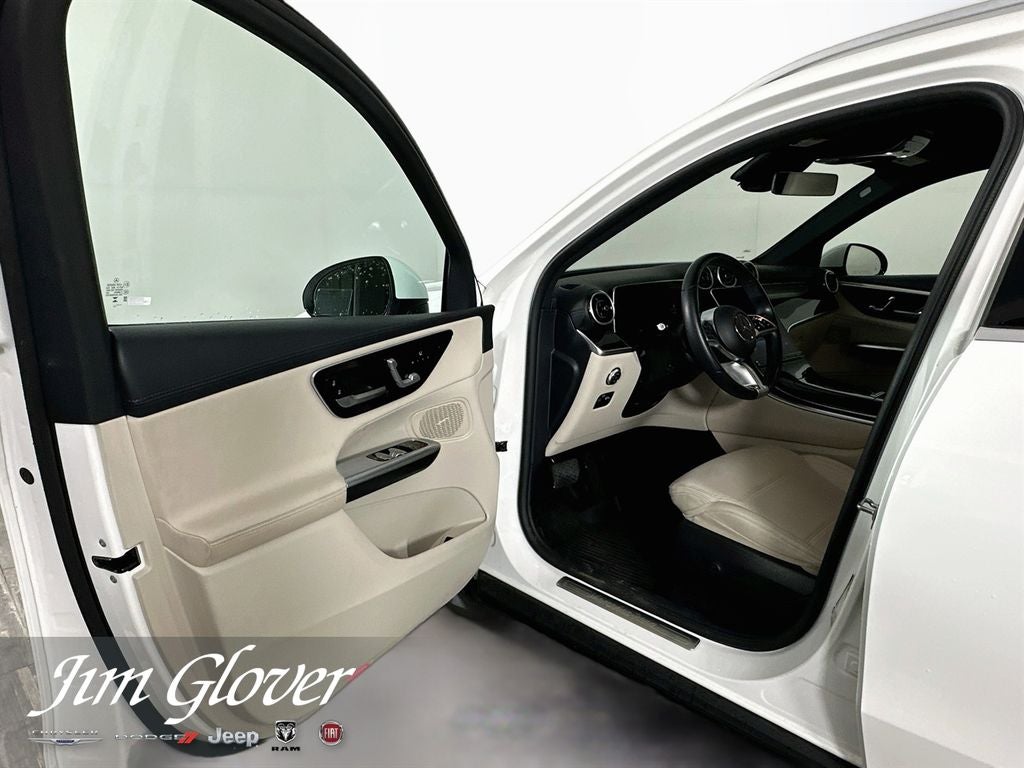 2023 Mercedes-Benz GLC SUV