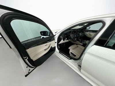 2023 BMW 5 Series i xDrive
